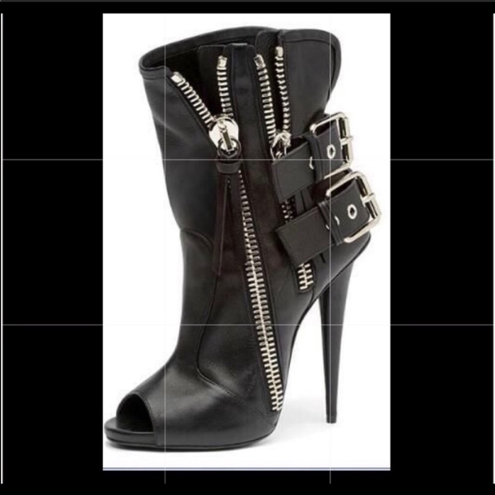 FINAL DROP SALE! 💫 GIUSEPPE ZANOTTI bootie